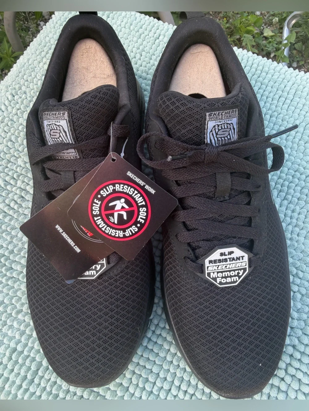 Skechers Men’s size 11 Black Slip-Resistant Memory Foam Athletic Shoes! New! - Picture 1 of 10